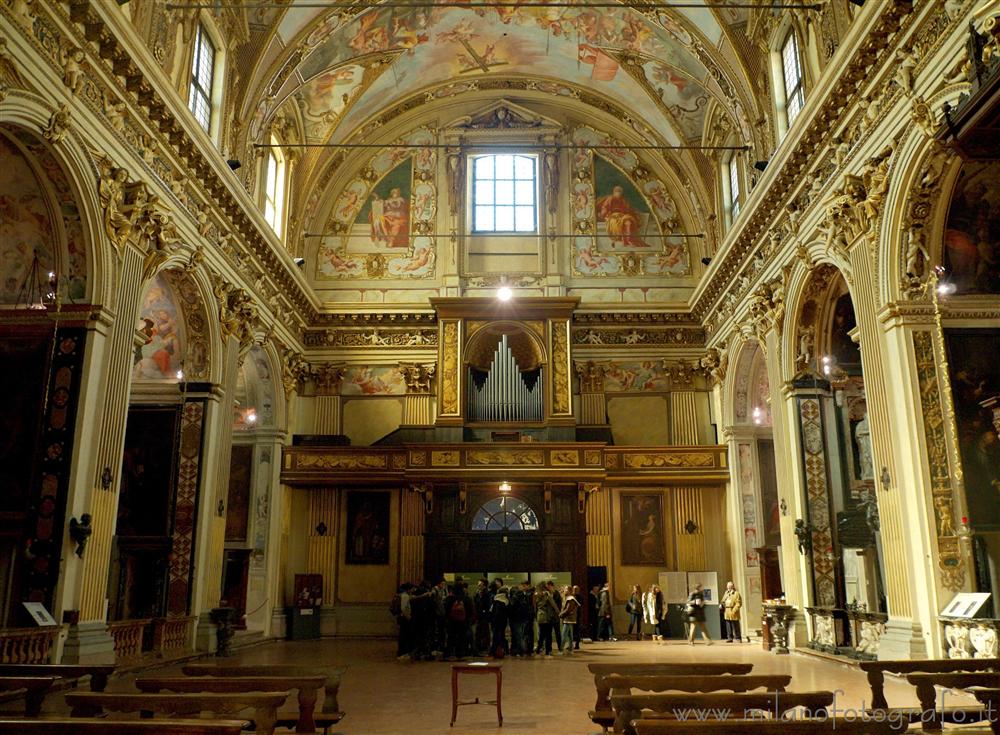 Milan (Italy) - Nave of the Church of Sant'Antonio Abate